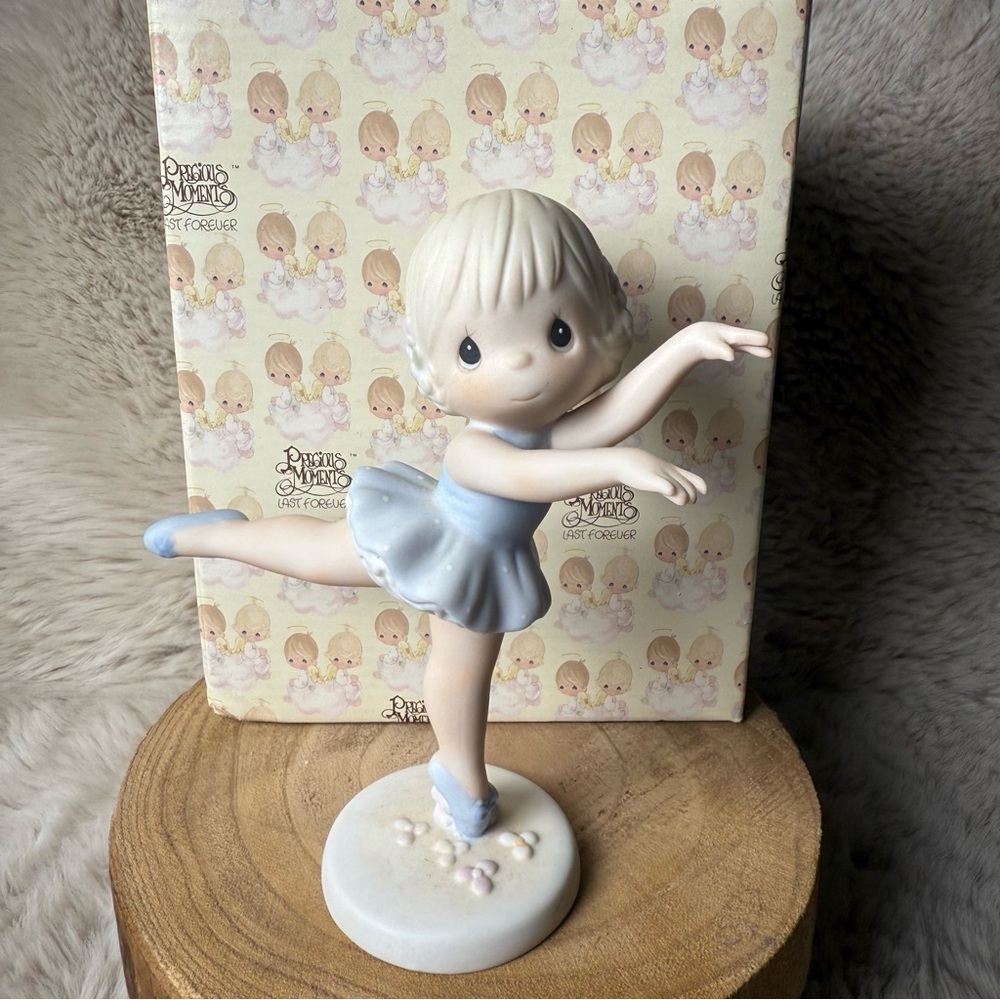 Precious Moments Vintage Lord, Turn My Life Around Ballet